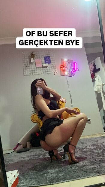 Full leaked Zeynepiksy zeynep private onlyfans photo