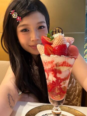 Full leaked Zhang xinmu private onlyfans photo