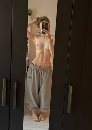 Full leaked Zira merz private onlyfans photo