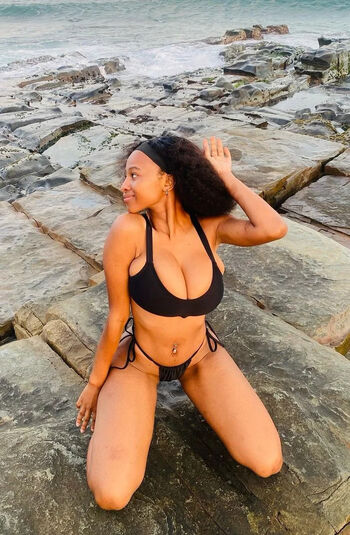 Full leaked Zizipho ondiswa private onlyfans photo