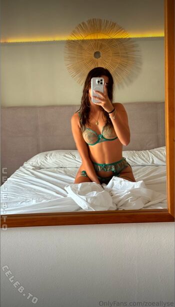 Full leaked Zoe allyse private onlyfans photo