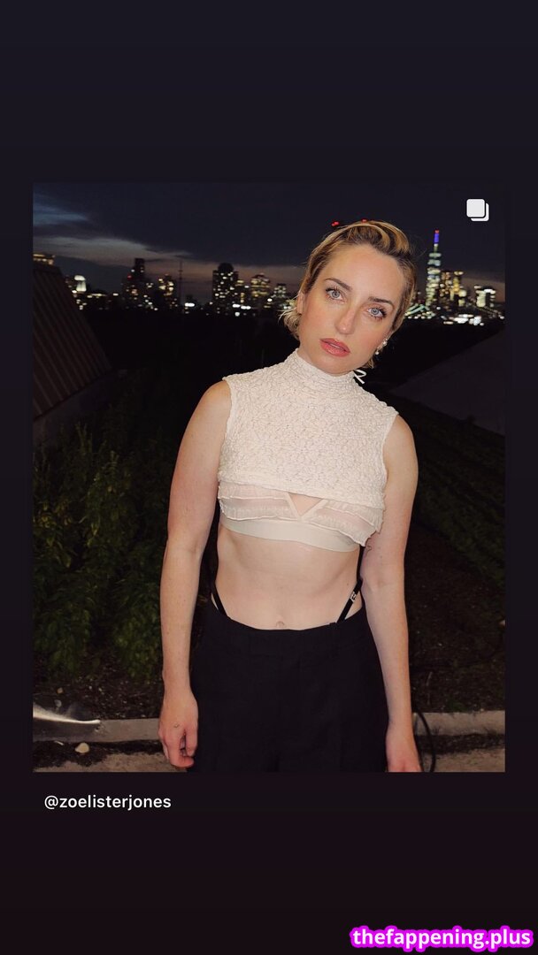 Zoe Lister Jones / https: / zoelisterjones Φωτογραφία Γυμνών OnlyFans #37