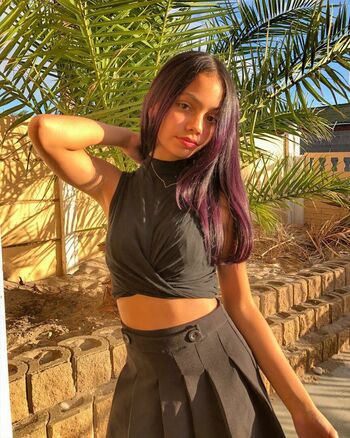 Full leaked Zoe manoek private onlyfans photo