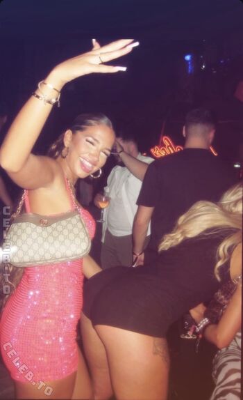 Full leaked Zoesalg private onlyfans photo