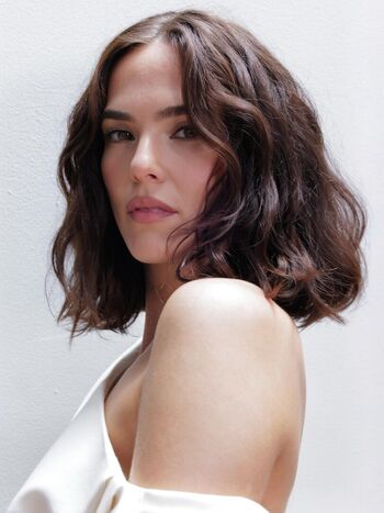 Full leaked Zoey deutch private onlyfans photo