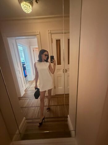 Full leaked Zoey deutch private onlyfans photo