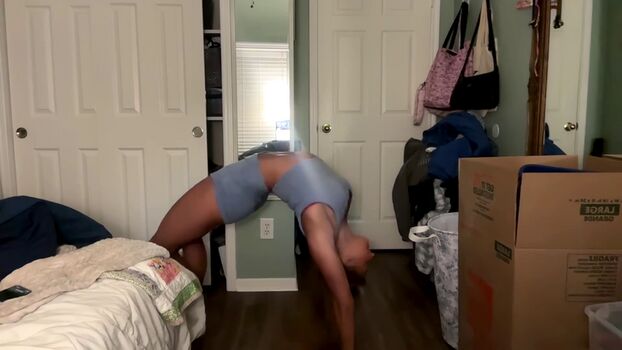 Full leaked Zoeycaldwellxo private onlyfans photo