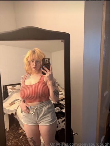 Full leaked Zoeysourdough private onlyfans photo