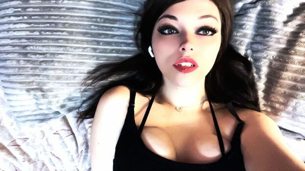 Full leaked Zombe tramp private onlyfans photo