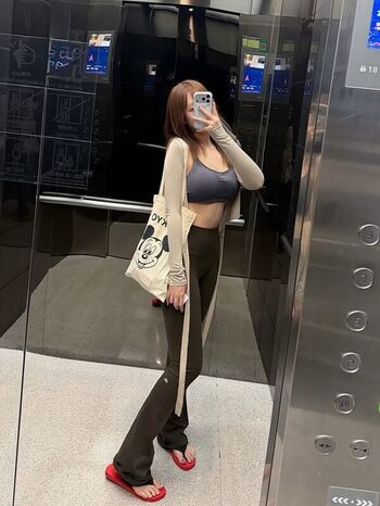 Full leaked Zsjhzsjh private onlyfans photo