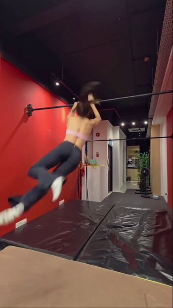 Full leaked Alisa dance/ private onlyfans photo