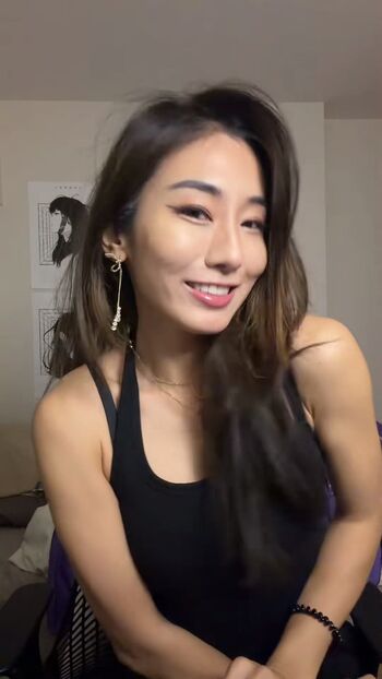 Full leaked Egyrl/ private onlyfans photo