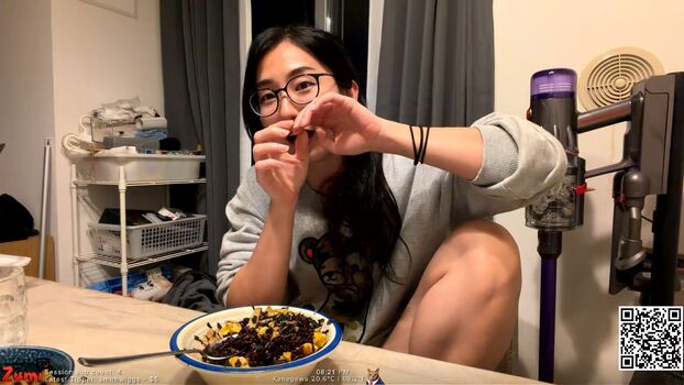 Full leaked Yan chik/ private onlyfans photo