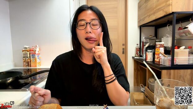 Full leaked Zumi page private onlyfans photo
