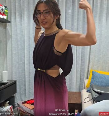 Full leaked Zumi page private onlyfans photo
