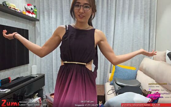 Full leaked Zumi page private onlyfans photo