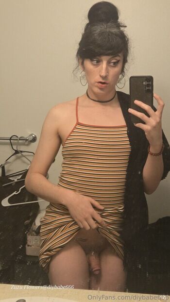 Full leaked Zuzu flowers private onlyfans photo