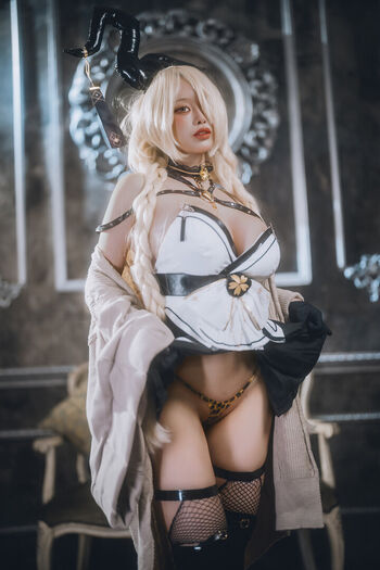 Full leaked Zzizzi private onlyfans photo